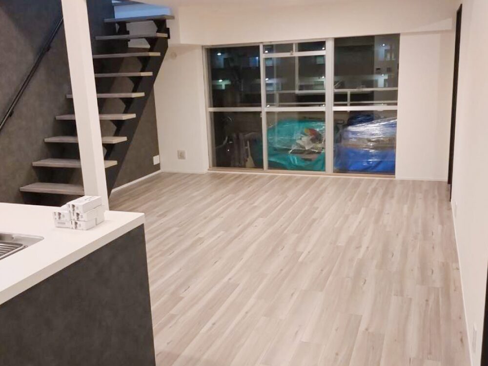 大阪市東住吉区マンションリノベーション:中二階があるリビング