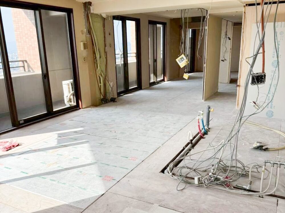 大阪市港区のタワーマンション:Before:スケルトン状態。